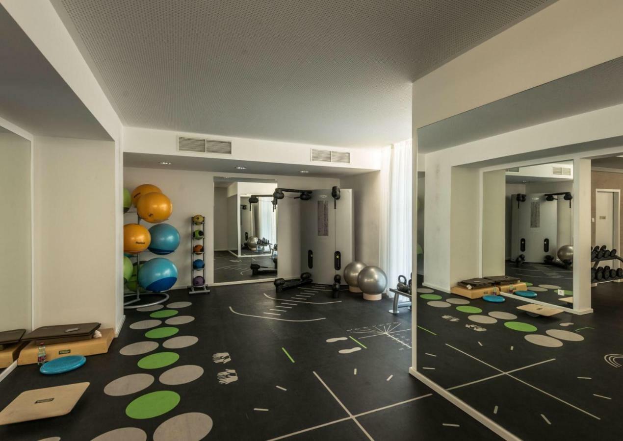 Amazing Austria Center Apartment Near Uno City Vienna Exterior photo