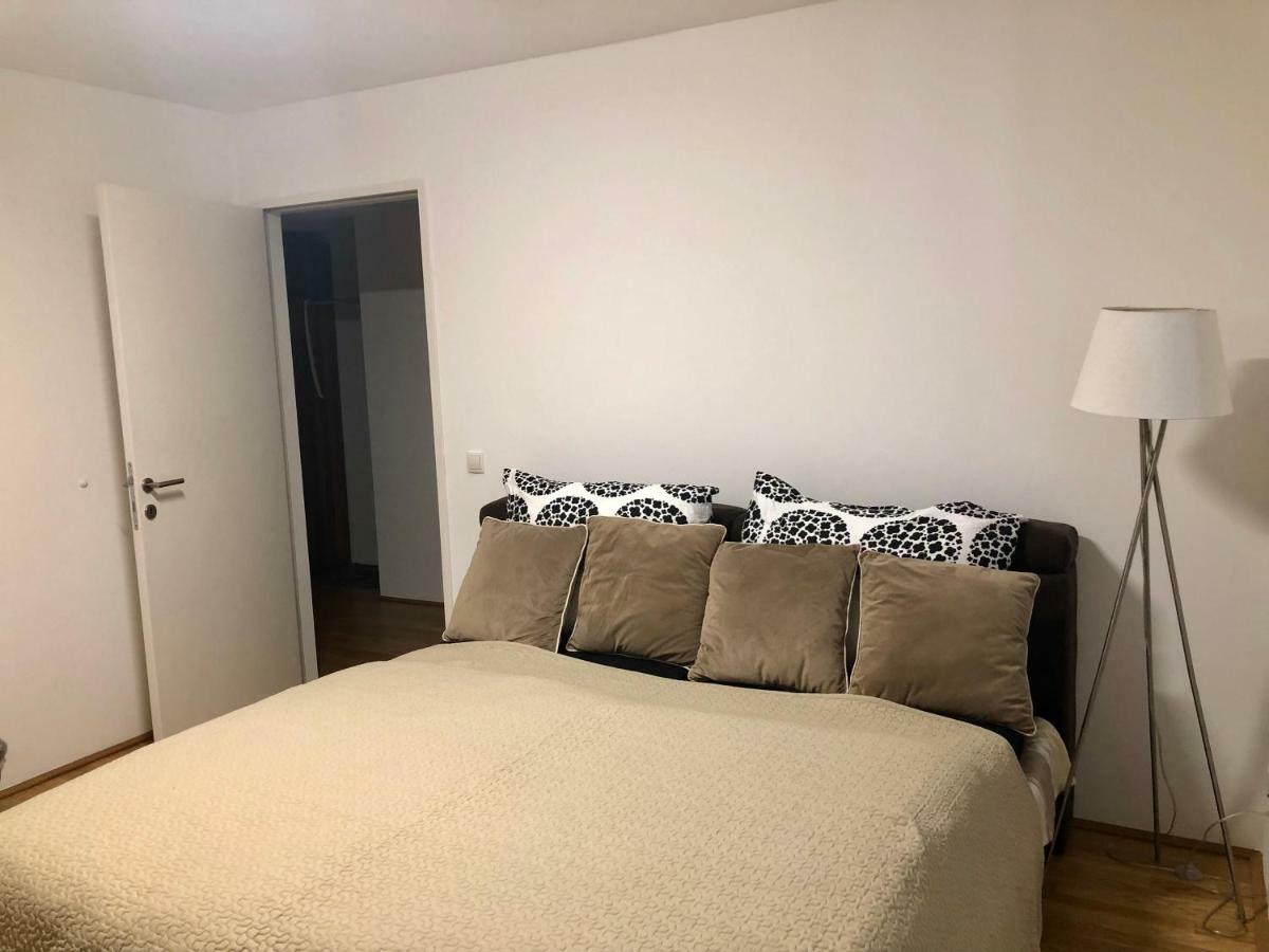 Amazing Austria Center Apartment Near Uno City Vienna Exterior photo